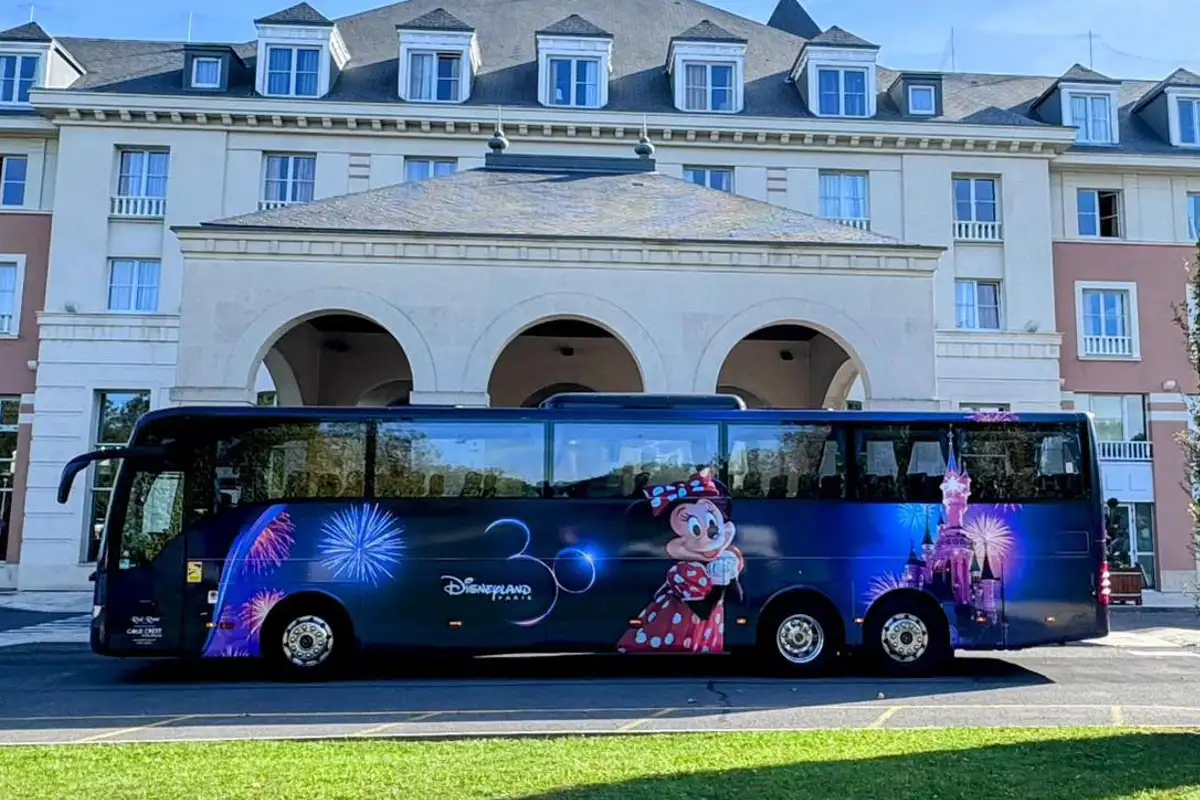 Disneyland Paris free shuttle to hotels